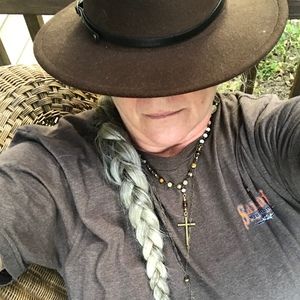 Meet your Posher, Paula